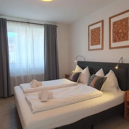 Tauern * كابرون